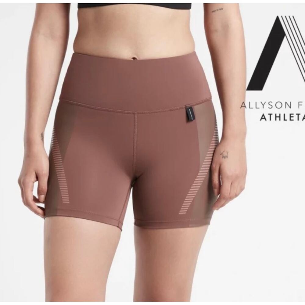 NWT Athleta x Allyson‎ Felix Legend shortie athletic shorts